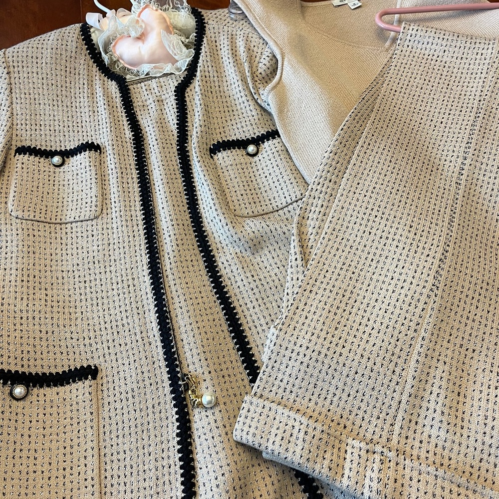 Four piece St John wardrobe.